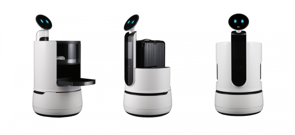 LG전자가 선보인 컨셉 로봇  3종. 왼쪽부터 LG 클로이 서브봇, LG 클로이 포터봇, LG 클로이 카트봇.