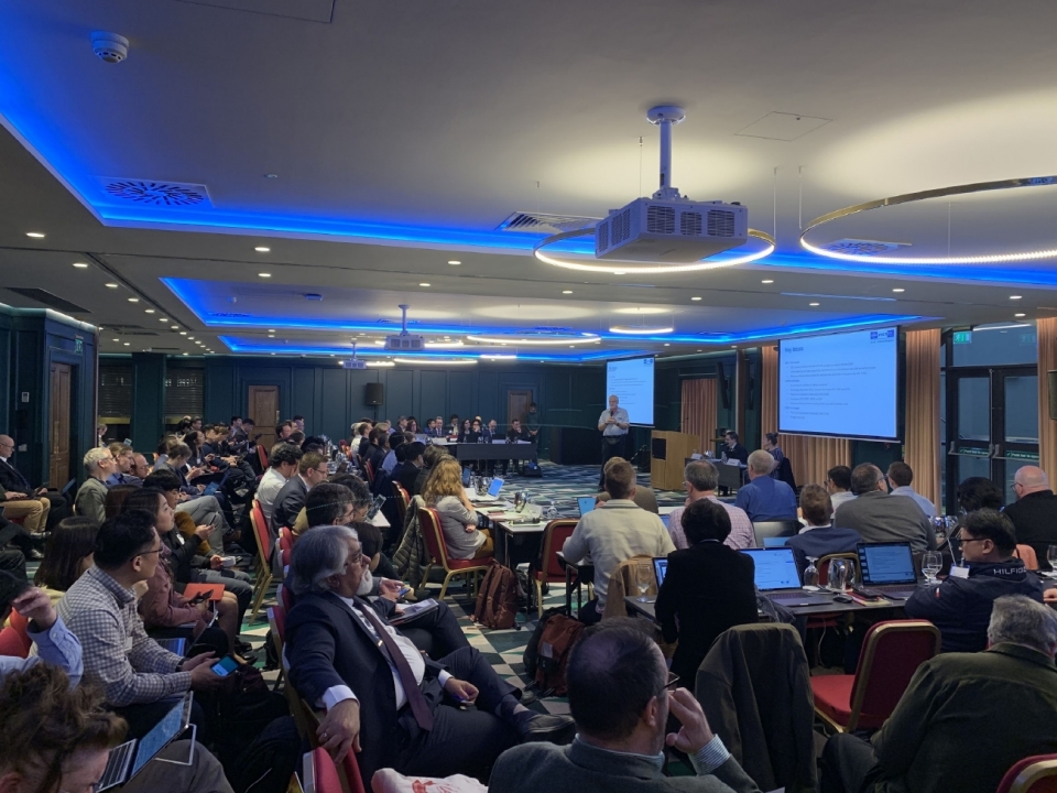 2019년 4월 더블린에서 개최된 JTC 1/SC 42(인공지능) 회의 모습