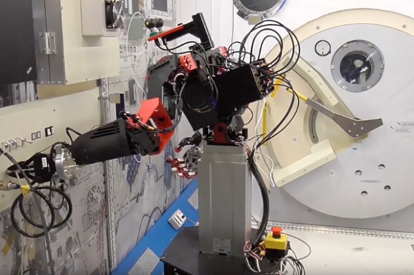 미국 GITAI가 우주 비행사의 작업을 대체할 수 있는 로봇을 개발해 이르면 2020년 말에라도 우주에서 시험에 착수한다.