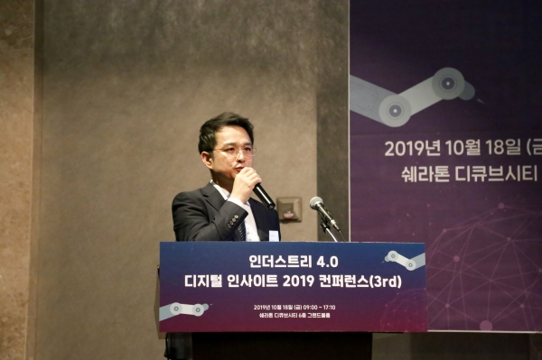 스트루투스의 김지영 차장은 ‘엣지 플랫폼과 산업자동화 커넥티비티 구현 전략’을 주제로 발표에 나섰다.